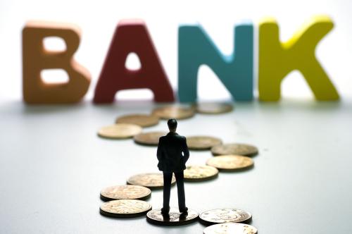 金十严选:发生了什么?多家银行出手收紧贵金属业务
